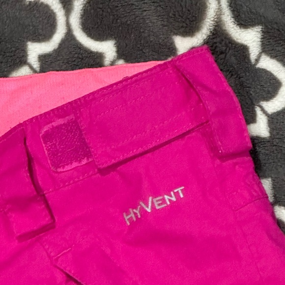 The North Face Hyvent Waterproof Hot Pink Snow Pants GIRLS M MEDIUM 10-12 - Picture 4 of 9